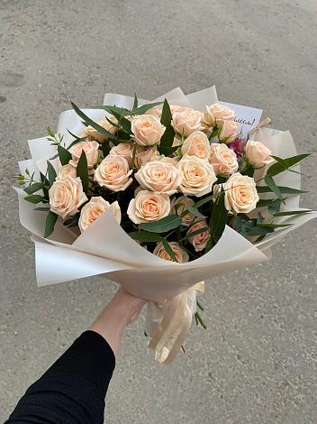 Букет Кремовые розы Латте в Бахчисарае